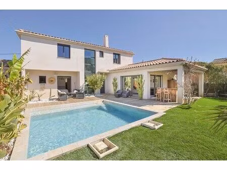 prestigieuse maison en vente la moutonne  france