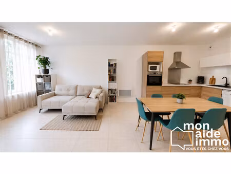 t4 duplex 86 m² – centre cadillac – rénové  beaux volumes