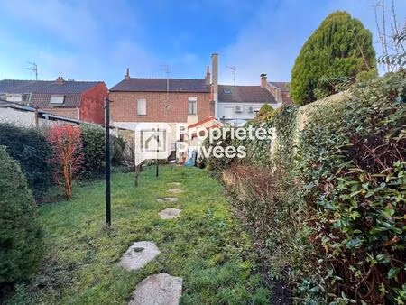 maison de ville à bruay-la-buissière avec jardin  cour et potentiel d'aménagement