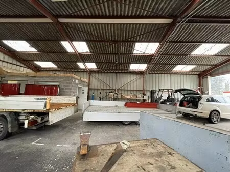 location local d’activités hennebont 56700 305m²