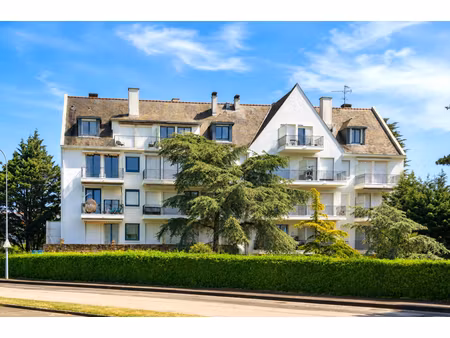 le pouliguen centre :appartement 2 pièces 57 m2 + cave et garage clos
