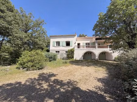 belle propriété avec vue dominante !