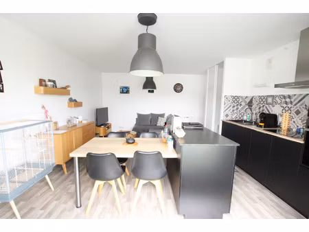 a louer a bouaye appartement 59 m2 t3 avec balcon et garage