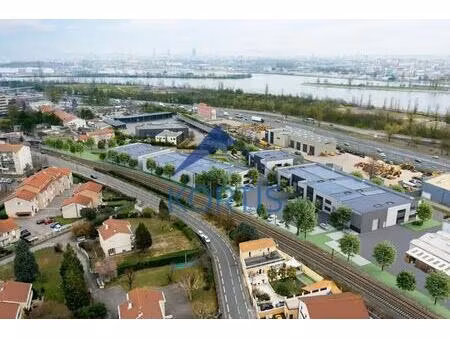 vente local d’activités oullins pierre benite 69310 343m² à 1851m²