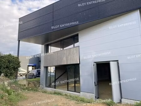 vente local d'activités 600 m²