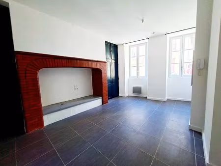 lombez appartement 43m² au rez-de-chaussée