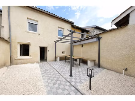 location appartement 2 pièces 25 m² à oullins-pierre-bénite (69310)