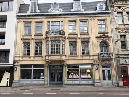 kantoor 484 66 m² in mooi statisch gebouw 3de verdieping