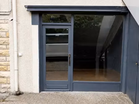 location commerce 2 pièces 48 m² à libourne (33500)