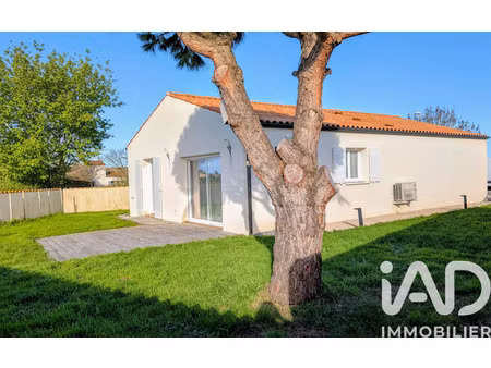 vente maison à port-des-barques (17730) : à vendre / 82m² port-des-barques