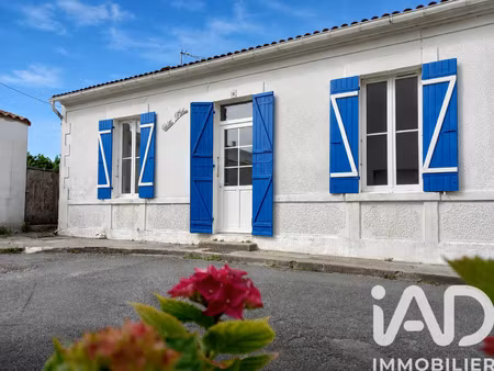 vente maison au château-d'oléron (17480) : à vendre / 47m² le château-d'oléron