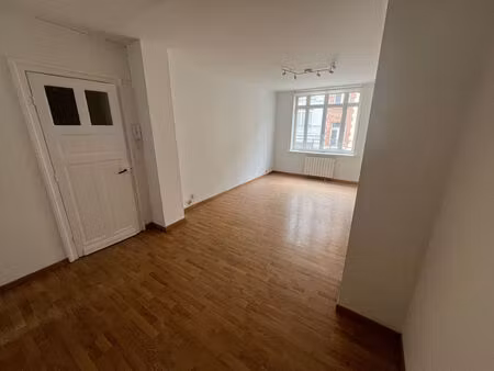 location appartement 3 pièces 59m² lille 59000