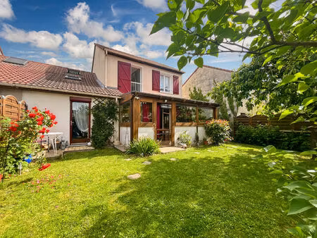 vente maison 7 pièces  115.00m²  vauréal