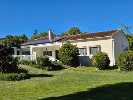 vente maison 5 pièces 120 m² à cognac (16100)  299 500 €