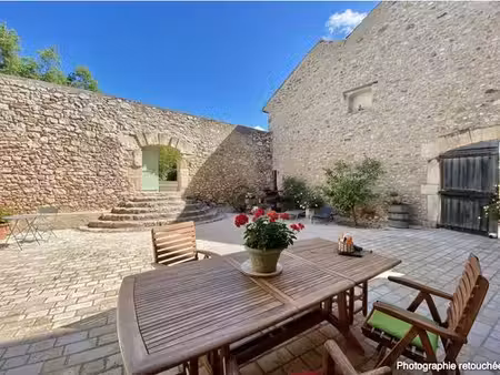 maison de luxe 10 chambres en vente à montouliers  occitanie