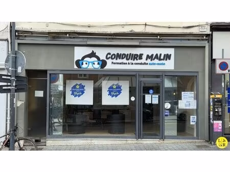 en vente local commercial 81 m² – 159 000 € |arras