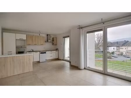 appartement à louer à rue du miraguet 6 musson (vbe23704)