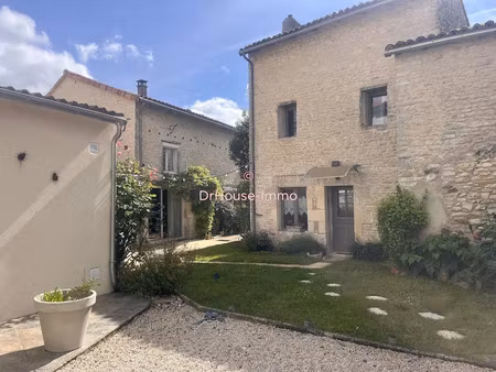 vente maison 7 pièces 220 m² à neuville-de-poitou (86170)  385 000 €