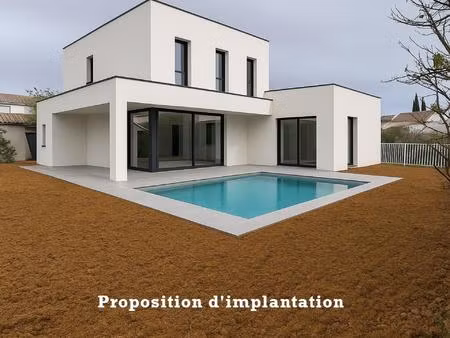 terrain constructible – plein centre de mauguio