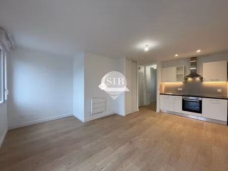 location appartement 2 pièces 39m² linas 91310