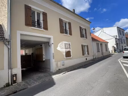 location appartement 4 pièces 82m² linas 91310