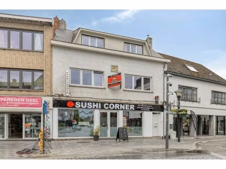 commercieel te koop in geel