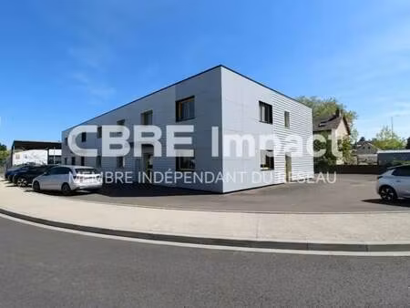 location bureaux 165 m² à 851 m²
