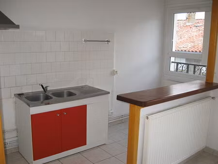 location appartement 2 pièces  35.00m²  limoux
