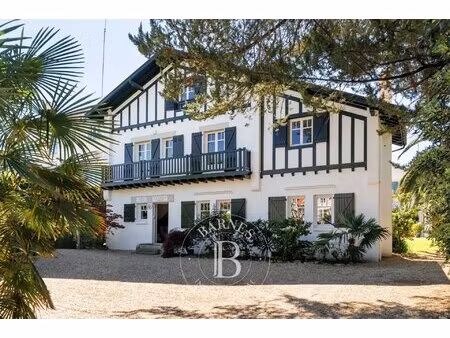 biarritz maison basque 1925 avec piscine