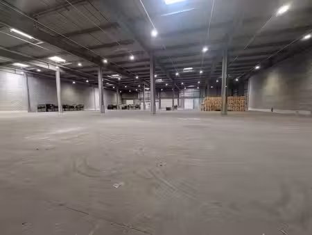 location entrepôt le grand-quevilly 76120 2200m² à 2850m²