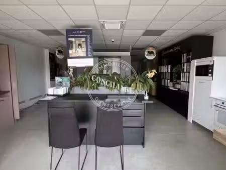 vente entrepôt 92m² à 100m²
