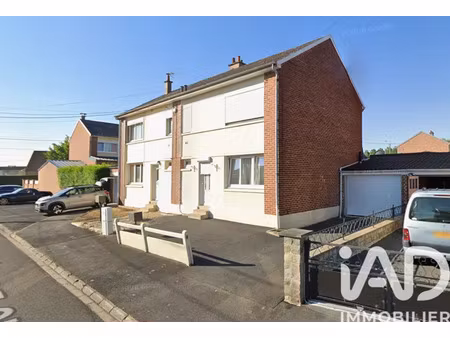 maison à le quesnoy (59530)