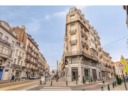 commercieel te koop in brussel met 1 slaapkamer