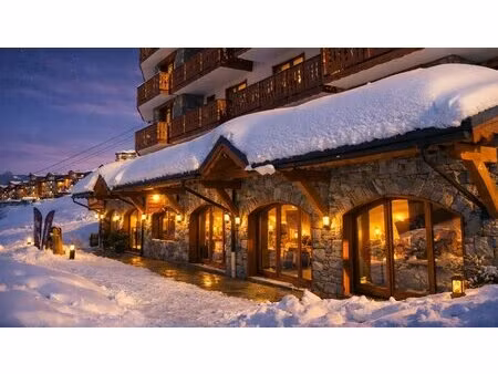 appartement de ski de 4 chambres à les menuires