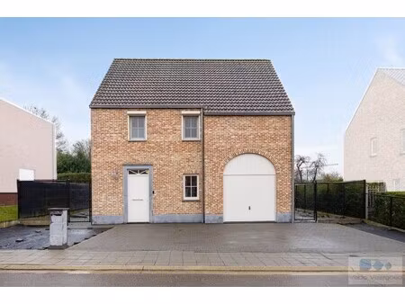 huis te koop in testelt met 4 slaapkamers
