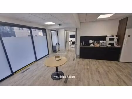 location bureaux 175 m²