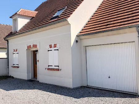 maison 6 pièces d'une surface habitable de 127 96 m² à louer à longueil sainte marie (6012