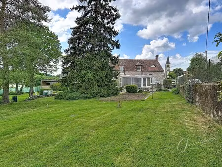 en exclusivité: maison de campagne en pierres au cœur de la campagne bourguignonne