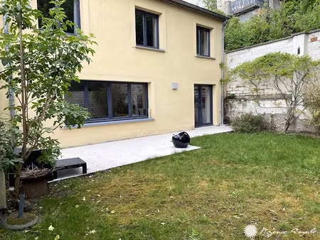 location maison 6 pièces 200 m² à saint-germain-en-laye (78100)  4 400 €