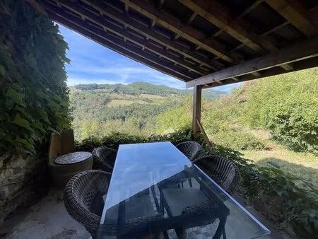 2 maisons rénovées en ardèche avec vue dégagée