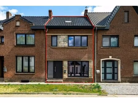 maison à vendre à sint-barbarastraat 14 maasmechelen (rbv94372)