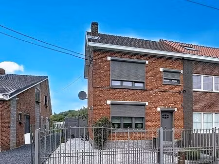 maison à vendre à rue de la courte 20 ressaix (vbe23823)