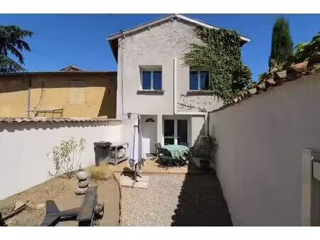 charmante maison de 66 m² avec terrasse et jardin