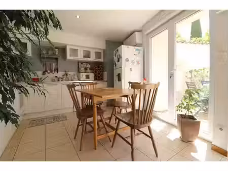 charmante maison de 70 m² avec terrasse et jardin
