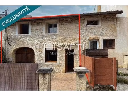 maison de village en pierre