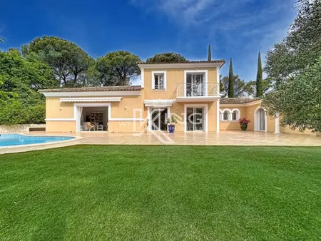 vente maison 6 pièces 187 m² saint-raphaël (83700)