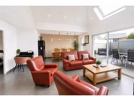 maison de 5 pièces de 123 m² à perros-guirec