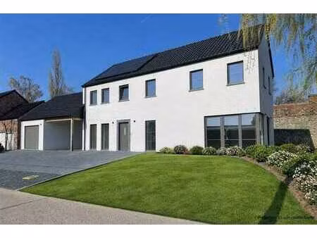 villa neuve