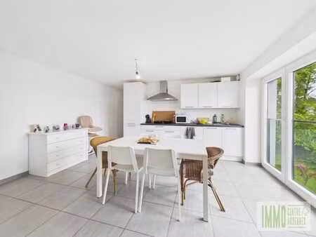 nouveau ! duplex 2 chambres à vendre !