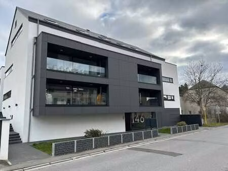 proximité luxembourg  appartement de luxe 3 chambres à louer